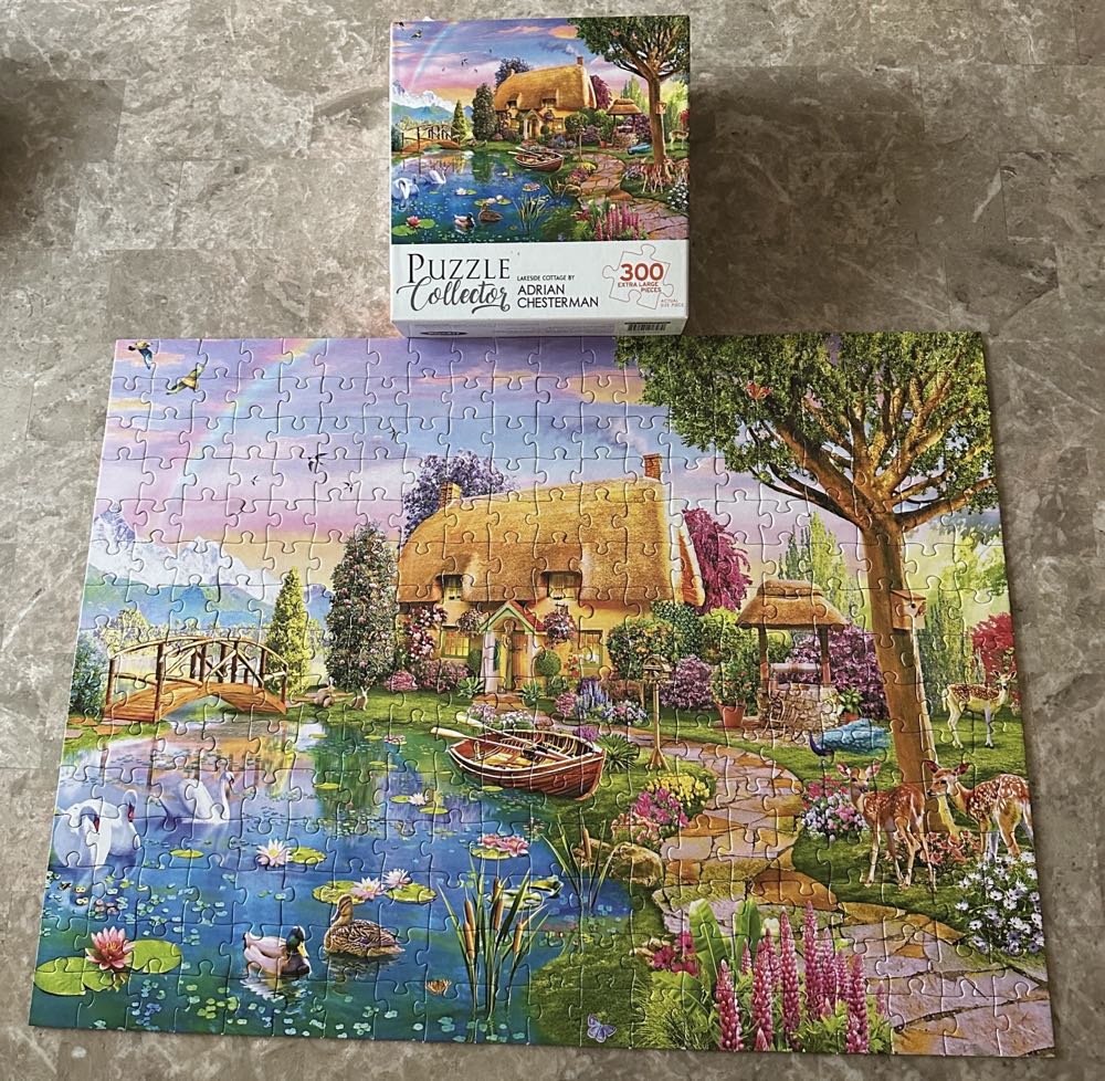Lakeside Cottage - Rose Art puzzle collectible [Barcode 4895145418270] - Main Image 2