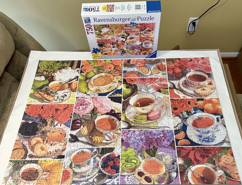 Teatime - Ravensburger puzzle collectible [Barcode 4005556171903] - Main Image 3