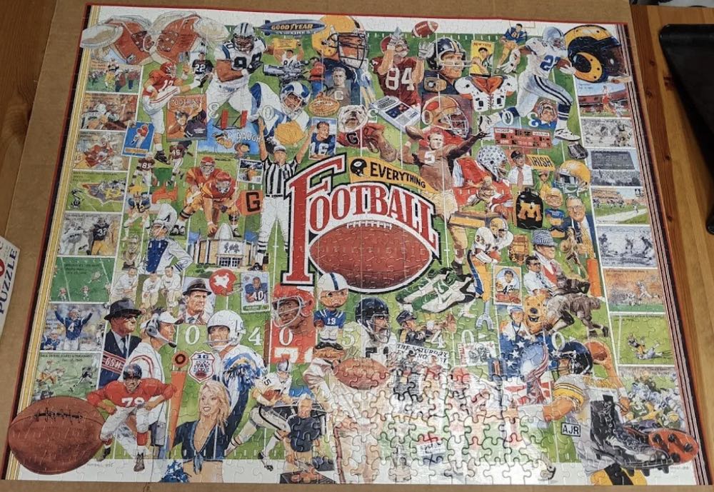 Everything Football - White Mountain puzzle collectible [Barcode 724819249923] - Main Image 2