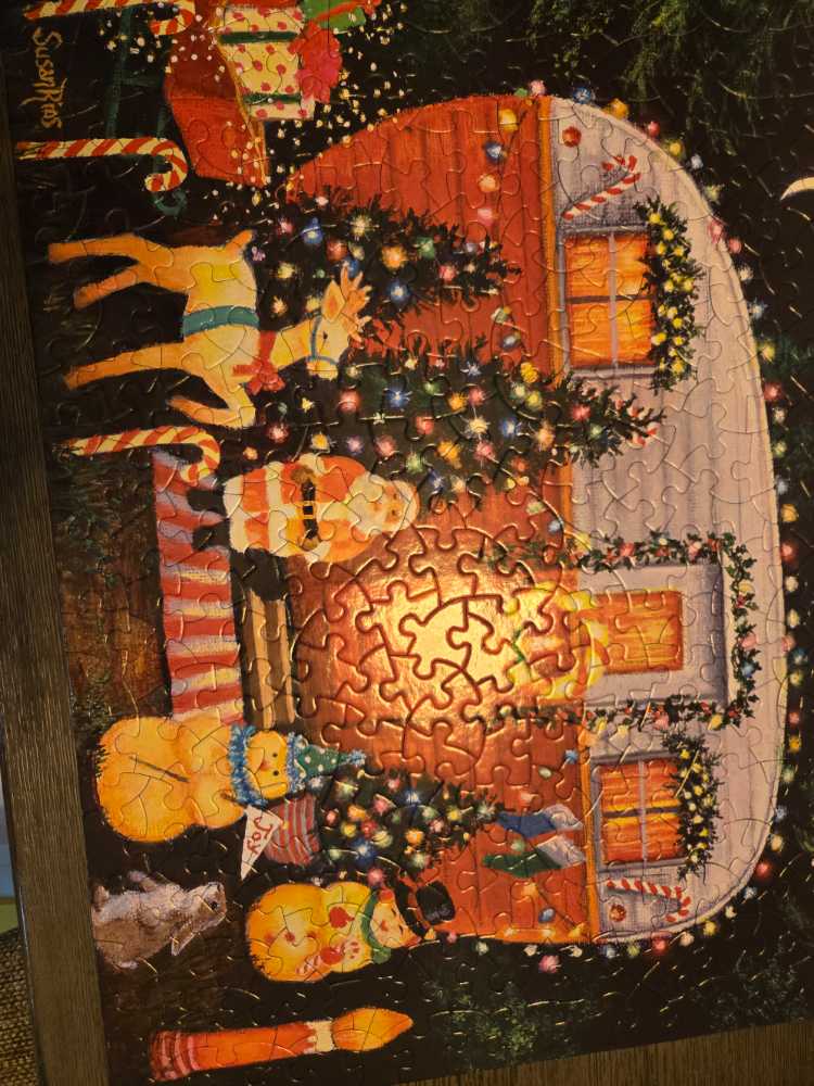 A Very Happy Merry - Bits And Pieces puzzle collectible [Barcode 192949055538] - Main Image 2