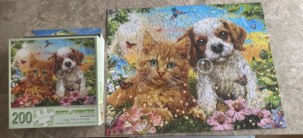 Kitten And Puppy - Bits & Pieces puzzle collectible [Barcode 192949000279] - Main Image 2