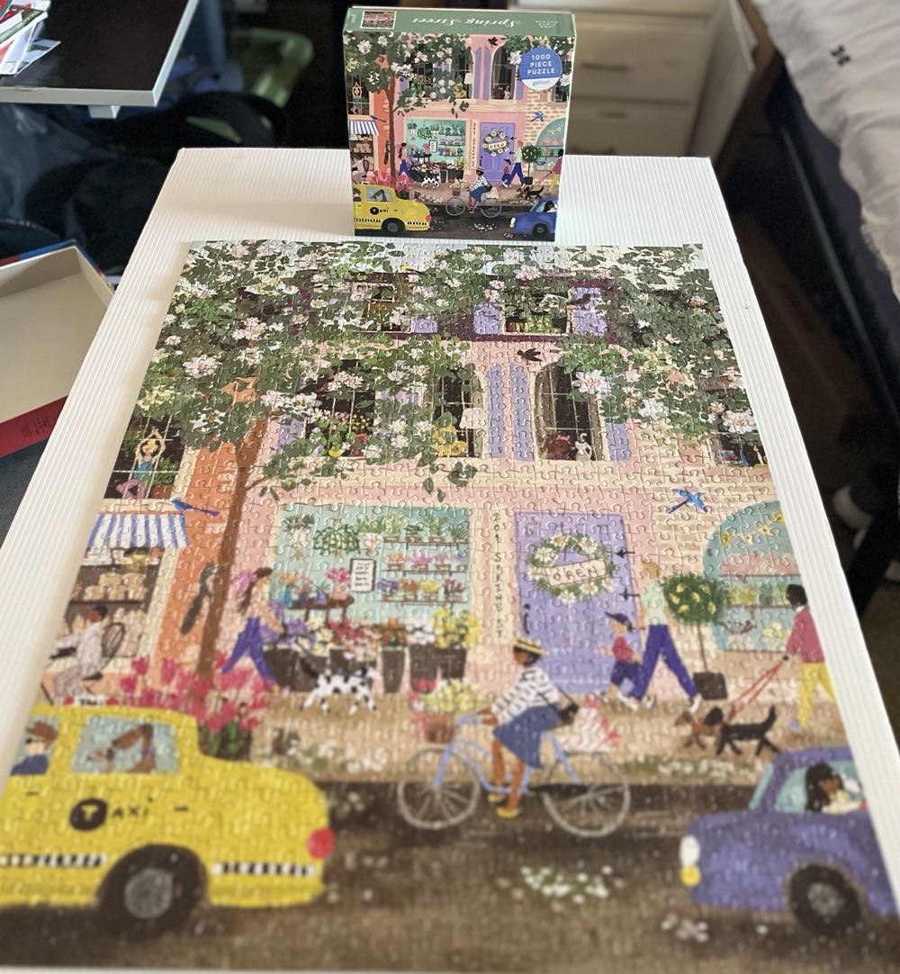 Spring Street - Galison puzzle collectible [Barcode 9780735372405] - Main Image 4