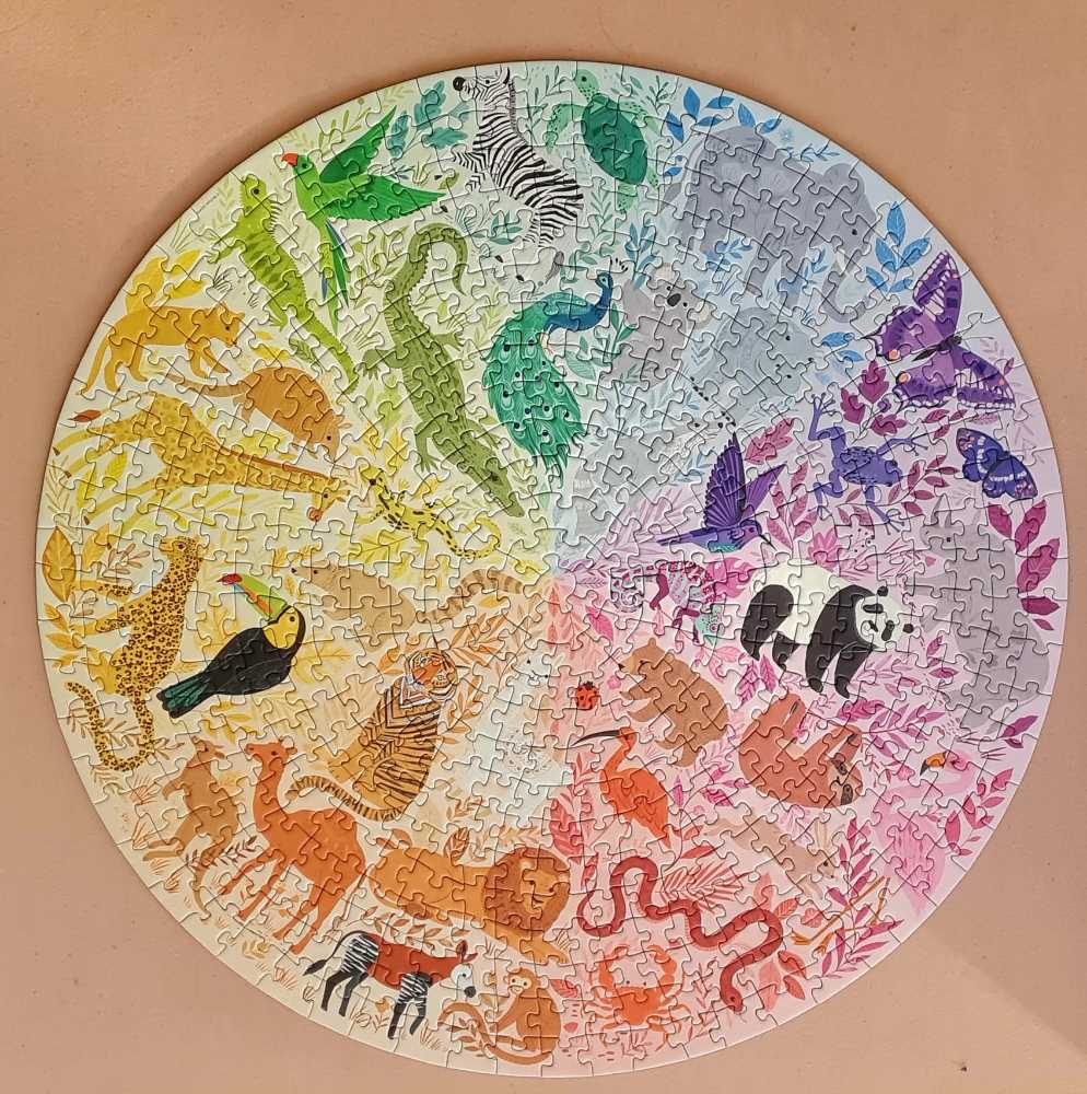 Circle Of Colors: Animals - Ravensburger puzzle collectible - Main Image 2