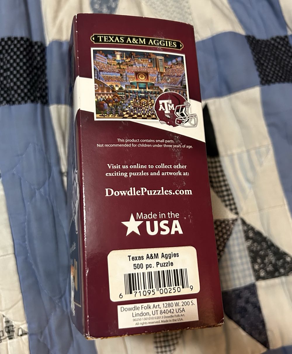 Texas A&M Aggies - Dowdle puzzle collectible [Barcode 671095002509] - Main Image 2