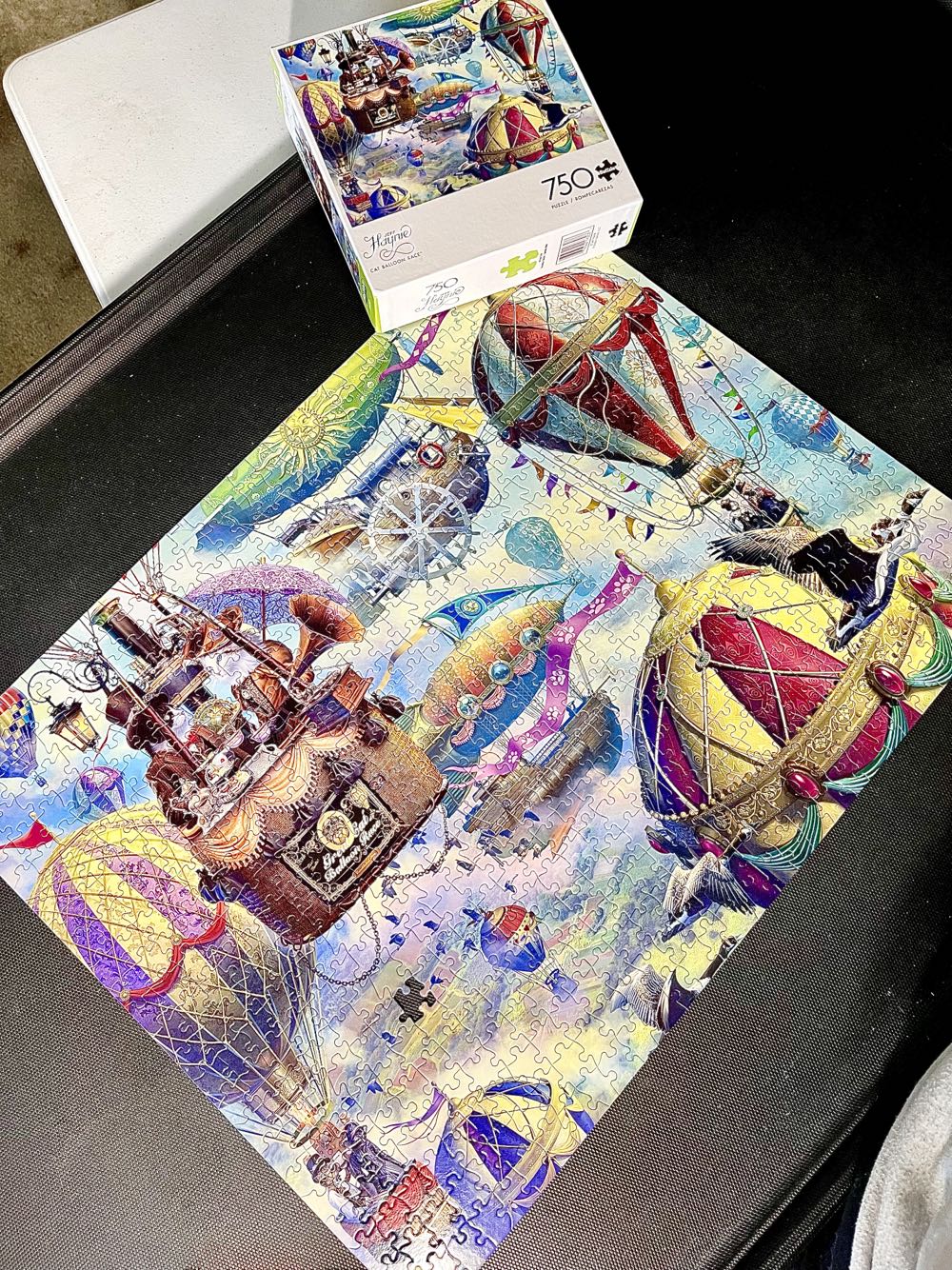 Cat Balloon Race* - Buffalo Games puzzle collectible [Barcode 079346173037] - Main Image 2