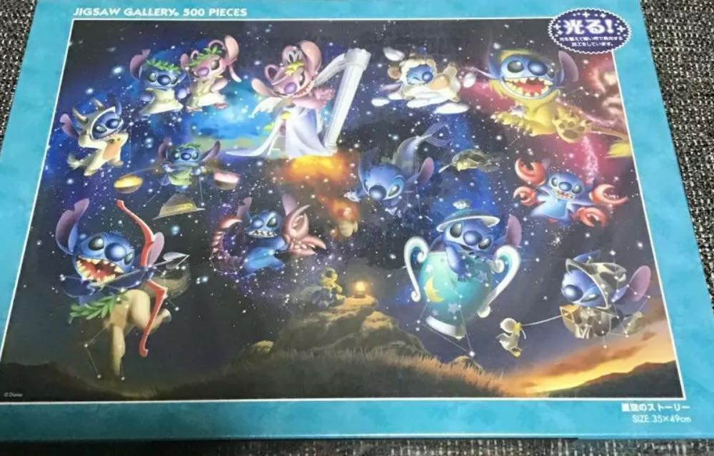 Ivory Cats—Christie, Posky, And Zelly On A Deco Rug