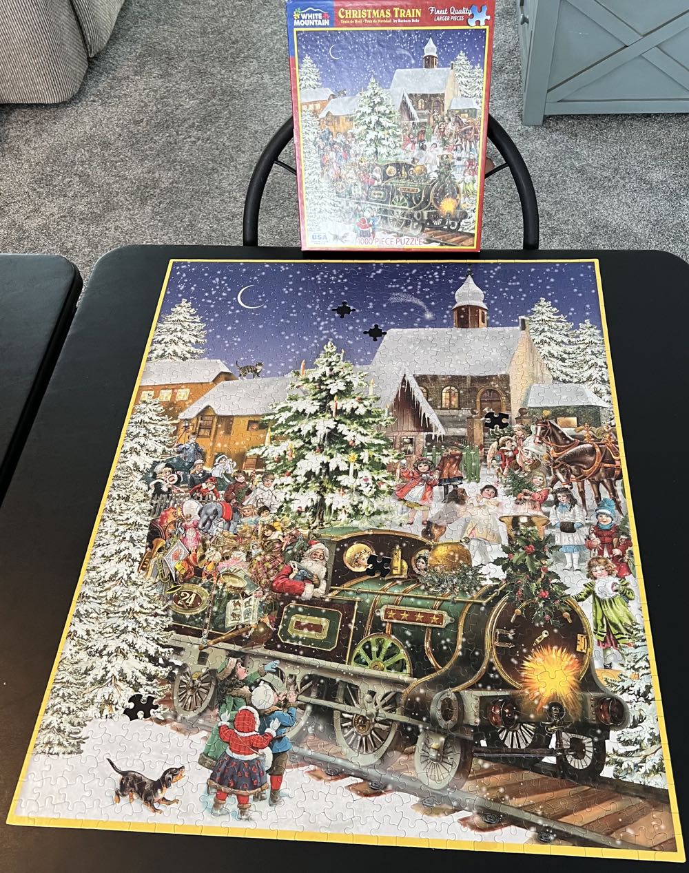 Christmas Train - White Mountain puzzle collectible [Barcode 724819259724] - Main Image 3