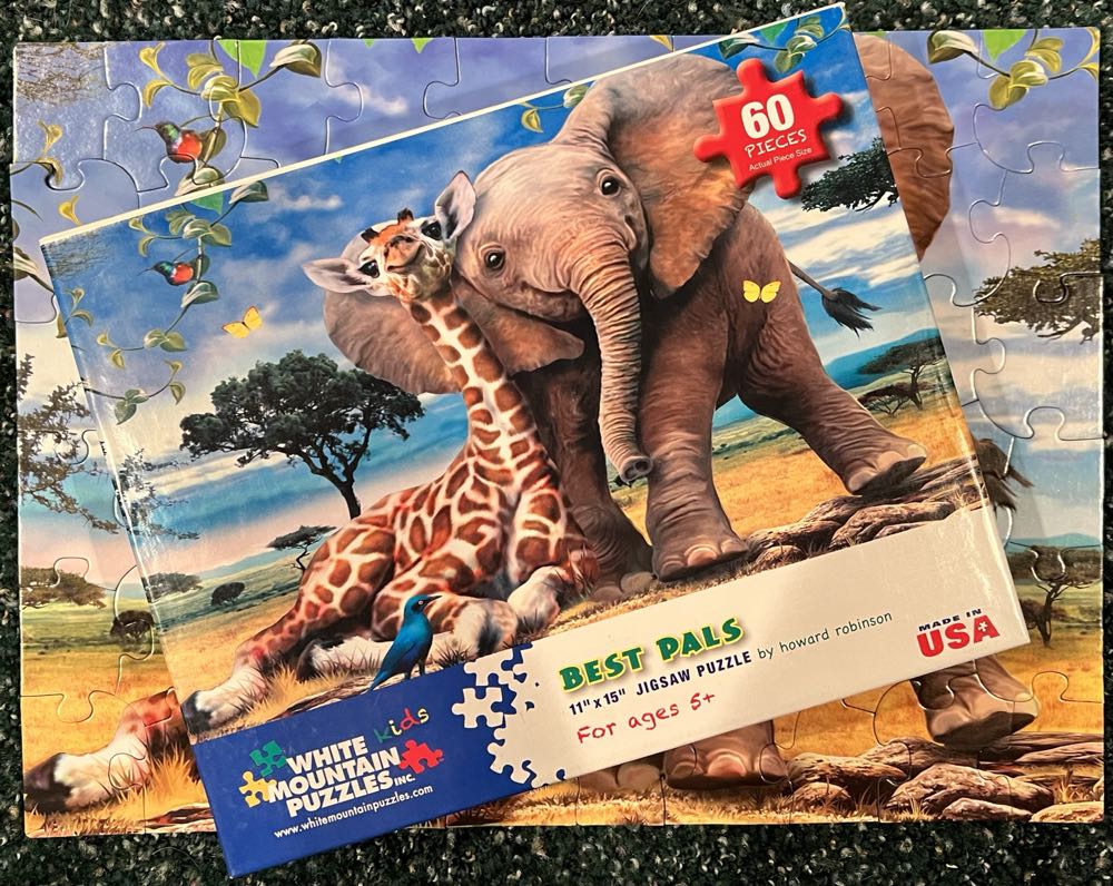 Best Pals - White Mountain puzzle collectible [Barcode 724819256204] - Main Image 4