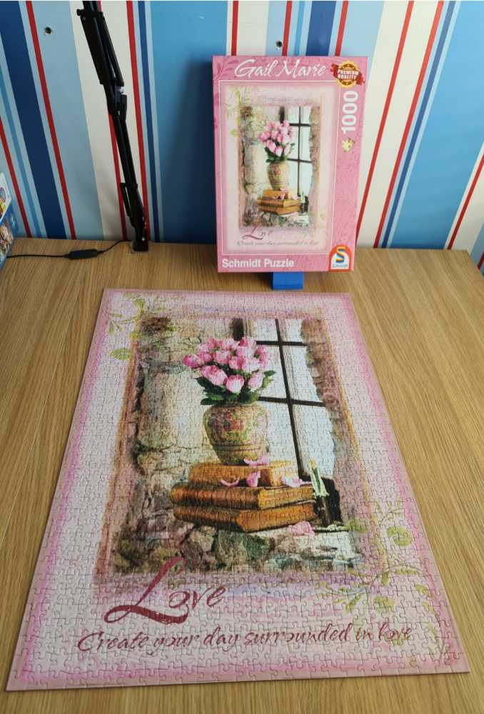 *Love. 😁 COMPLETED 06/03/2022 - Schmidt Gail Marie Collection puzzle collectible [Barcode 4001504593926] - Main Image 3