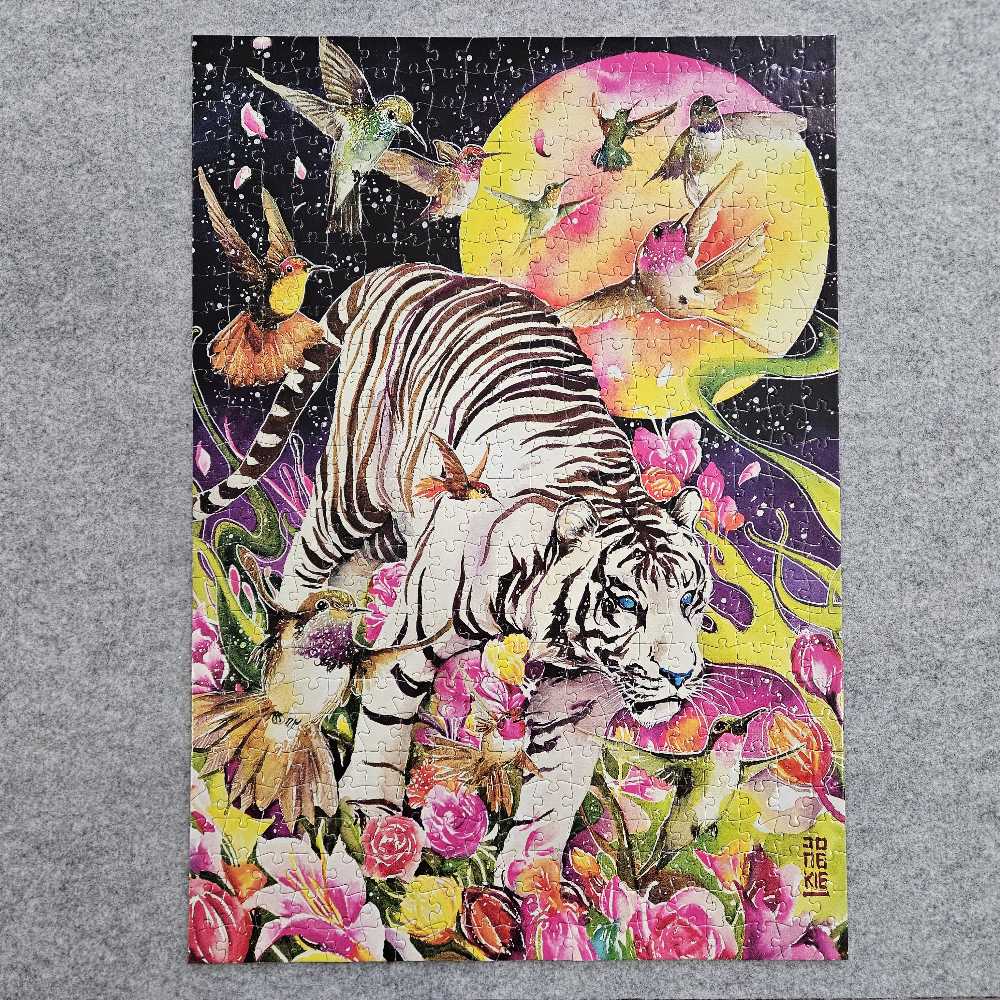 Tiger Moon - Buffalo puzzle collectible [Barcode 079346037612] - Main Image 2