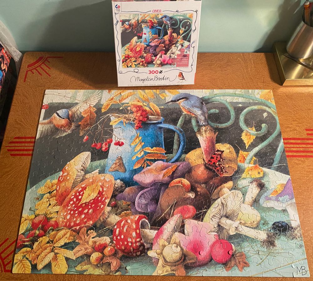 Mushroom Harvest Time - Ceaco, Inc. puzzle collectible [Barcode 021081220446] - Main Image 2