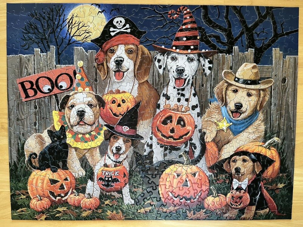 Halloween Tricksters - Bits And Pieces puzzle collectible [Barcode 192949051677] - Main Image 2