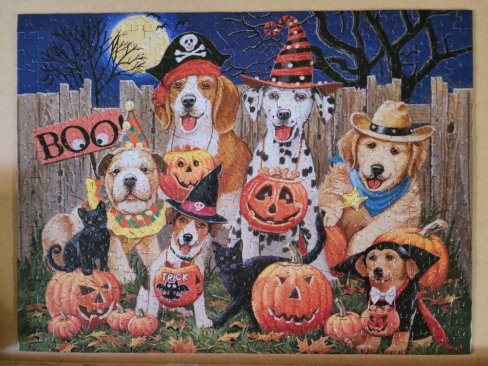 Halloween Tricksters - Bits And Pieces puzzle collectible [Barcode 192949051677] - Main Image 3