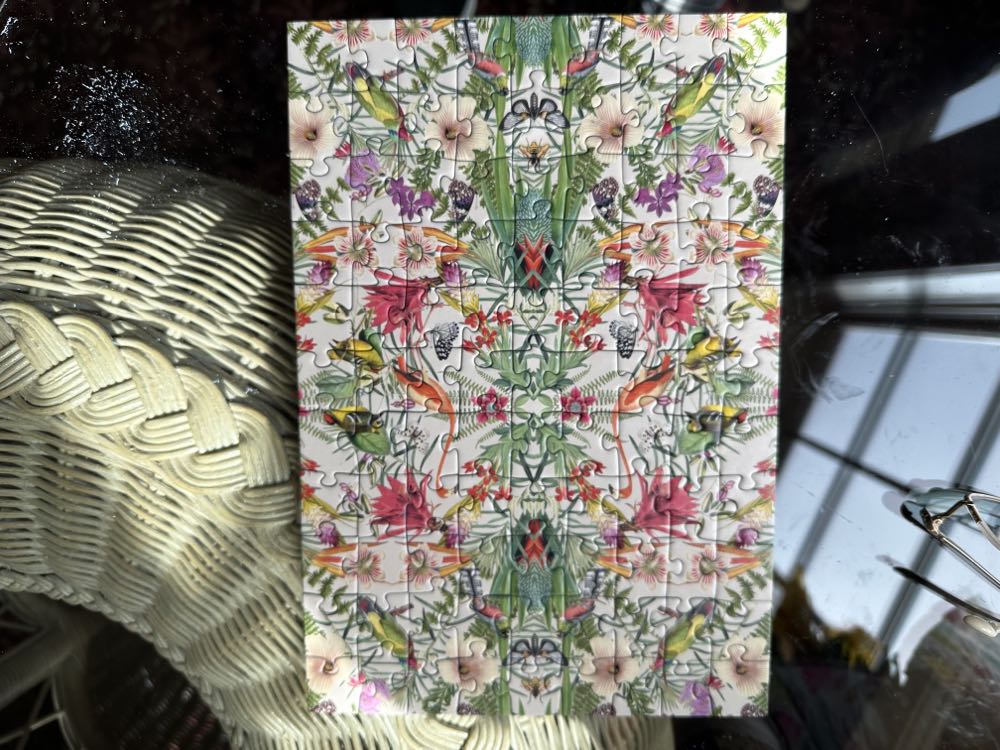 Tropical Puzzle Moments - Ravensburger puzzle collectible [Barcode 4005556165353] - Main Image 2