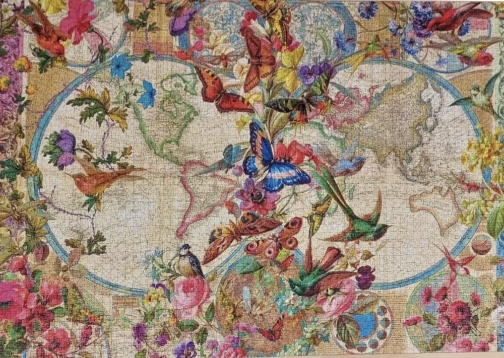 Flora & Fauna World Map - Ravensburger puzzle collectible [Barcode 4005556171170] - Main Image 3