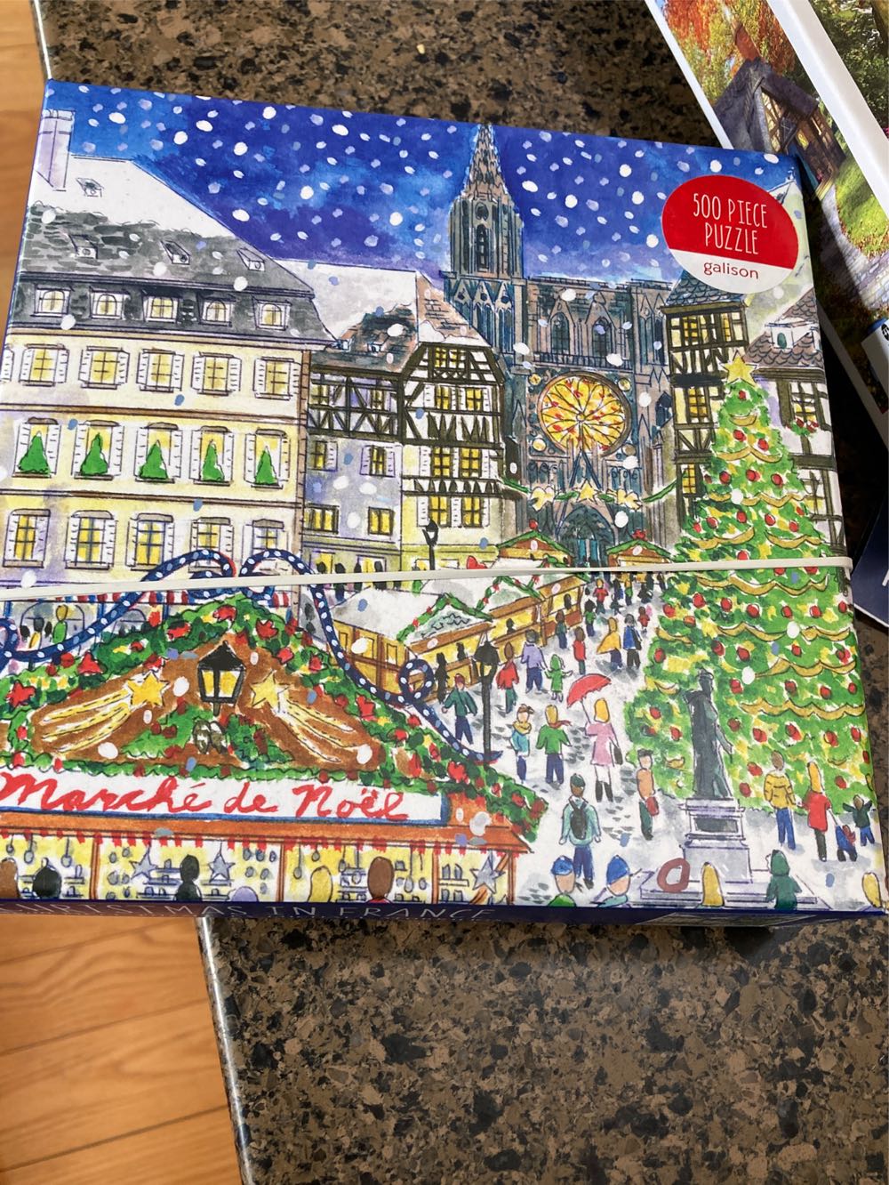 Christmas at Union Square - Galison puzzle collectible [Barcode 9780735371163] - Main Image 2