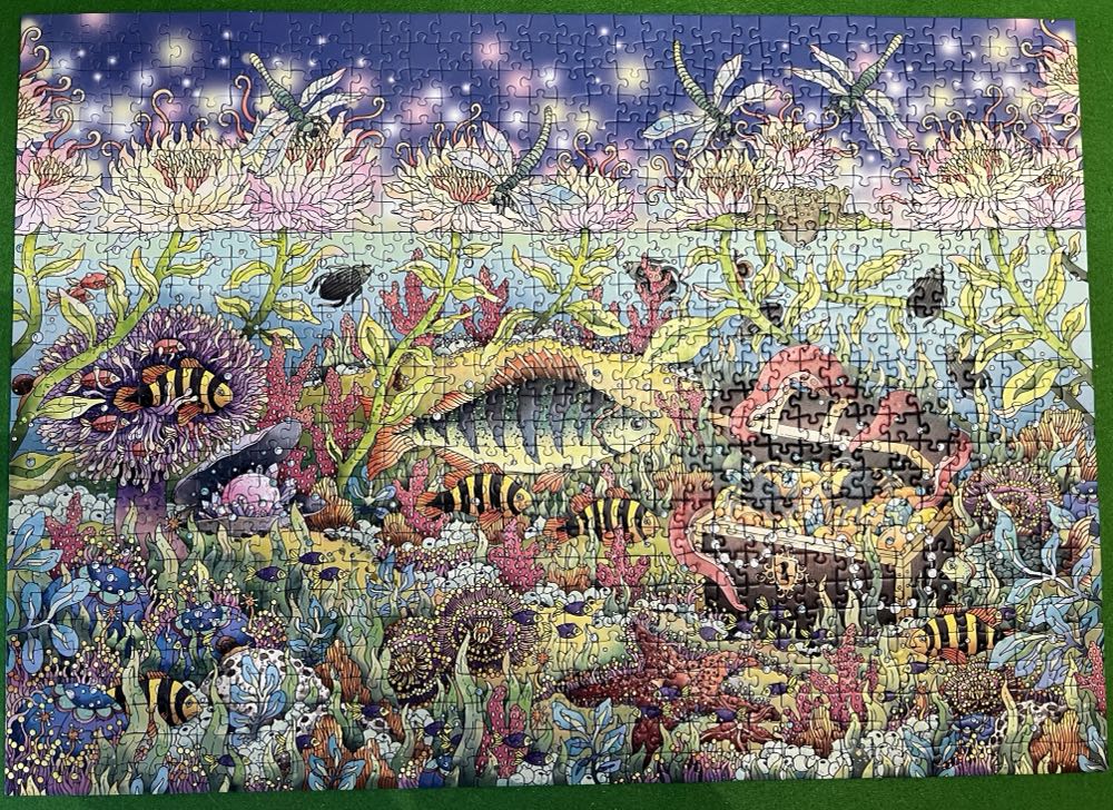 In The Mood, c1945 (1) - Ravensburger puzzle collectible [Barcode 4005556159222] - Main Image 2