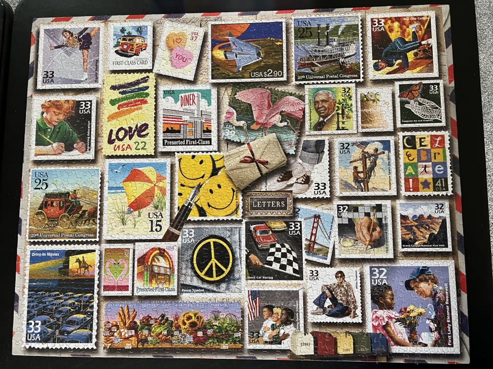 America Smiles - White Mountain puzzle collectible [Barcode 724819259212] - Main Image 2