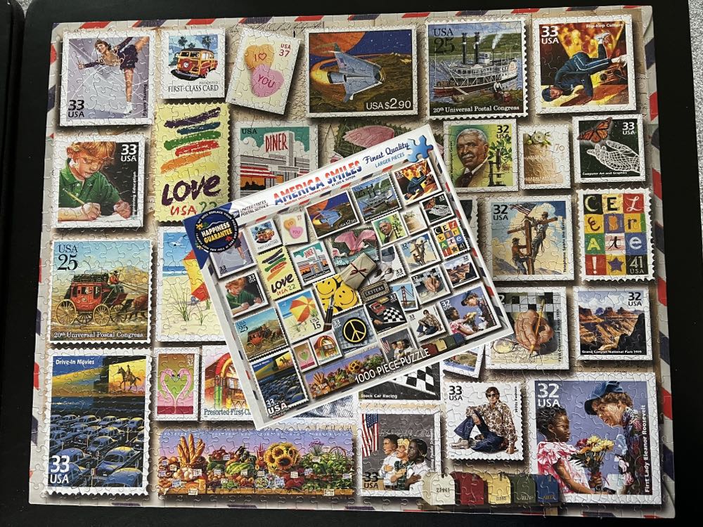 America Smiles - White Mountain puzzle collectible [Barcode 724819259212] - Main Image 4