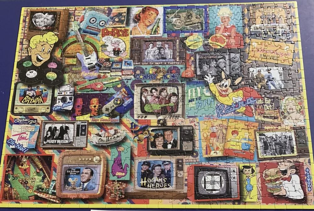 Retro - White Mountain puzzle collectible [Barcode 724819260980] - Main Image 4