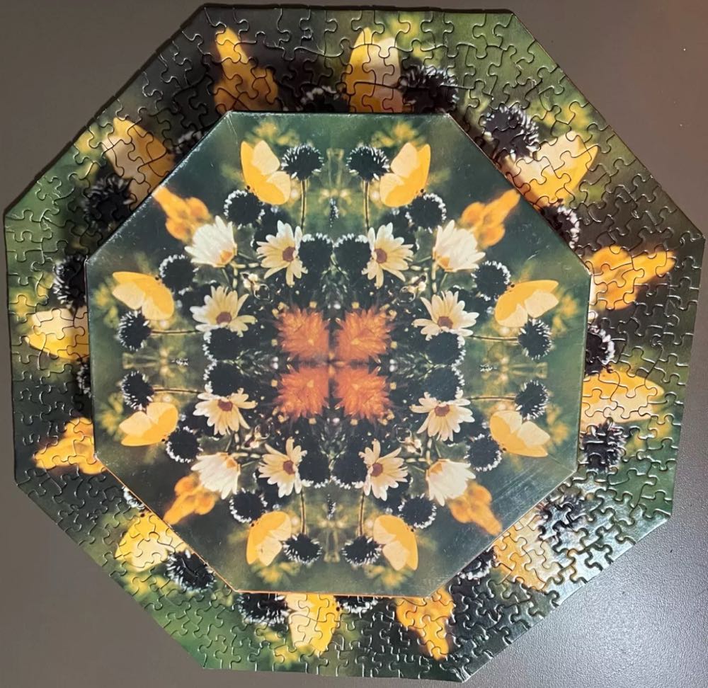 Floral Kaleidoscope -SOLD - Springbok puzzle collectible - Main Image 4