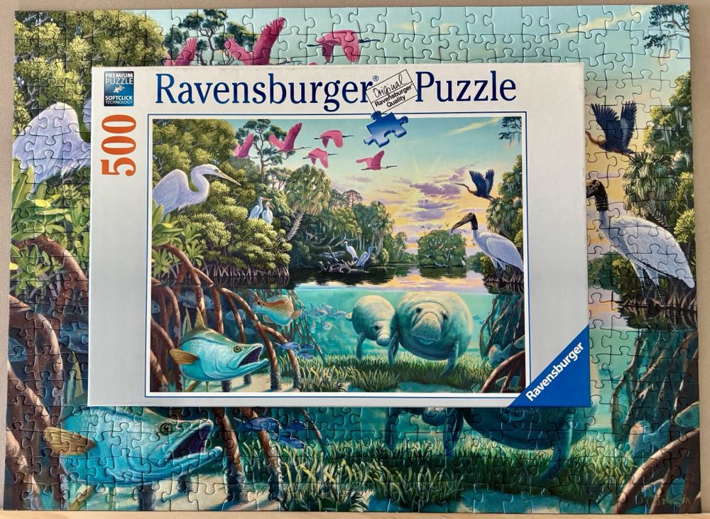 Manatee Moments Jenn - Ravensburger puzzle collectible [Barcode 4005556169436] - Main Image 3
