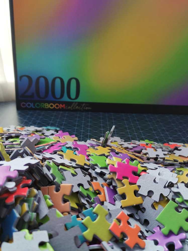 Clementoni Color Boom Gradient - Clementoni puzzle collectible [Barcode 8005125325689] - Main Image 4