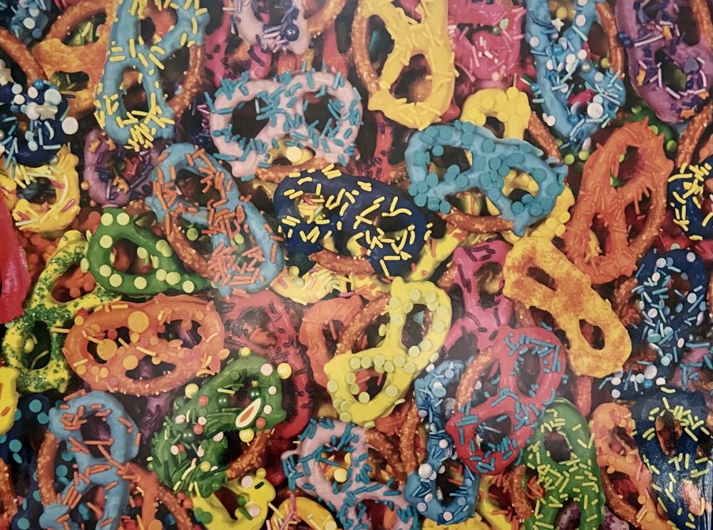 Yummy Puzzles : Rainbow Pretzels - Cra-Z-Art puzzle collectible [Barcode 4895145432337] - Main Image 2