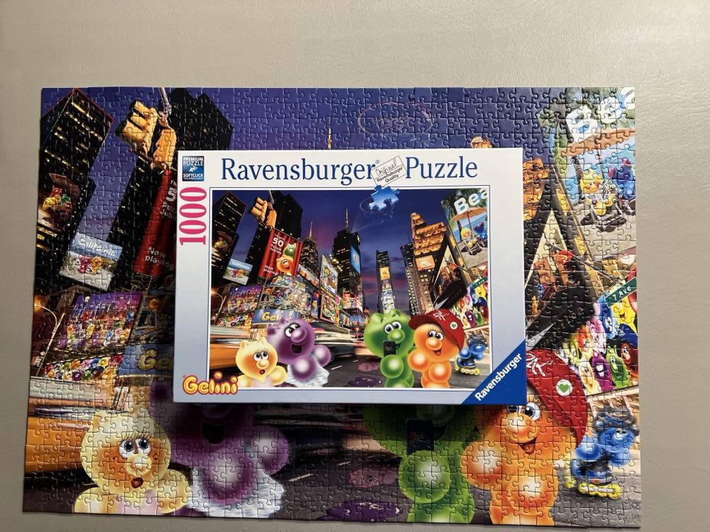 Gelini - At Times Square - Ravensburger Completed puzzle collectible - Main Image 3