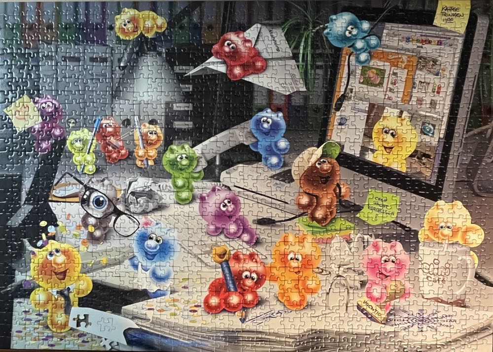 Gelini - Nights in the Office - Ravensburger puzzle collectible - Main Image 3