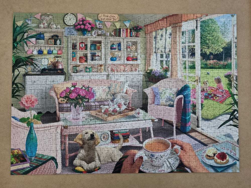 The Tea House - Ravenburger puzzle collectible [Barcode 4005556161256] - Main Image 2