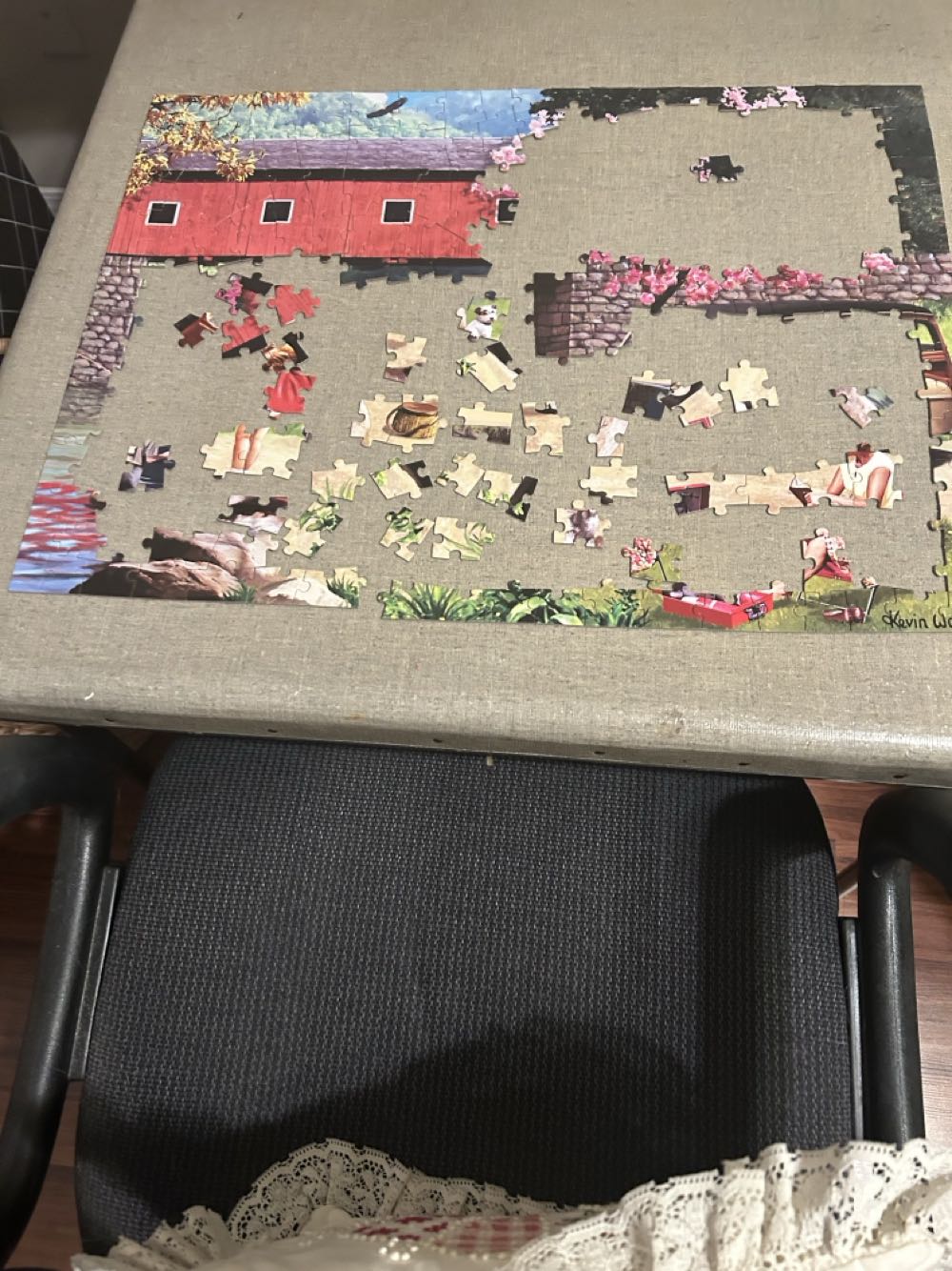 Our Favorite Spot Teresa Lilly  - Bits & Pieces puzzle collectible [Barcode 192949048424] - Main Image 2