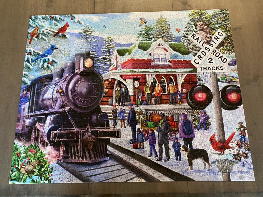 Train Ride - White Mountain puzzle collectible [Barcode 724819265398] - Main Image 4