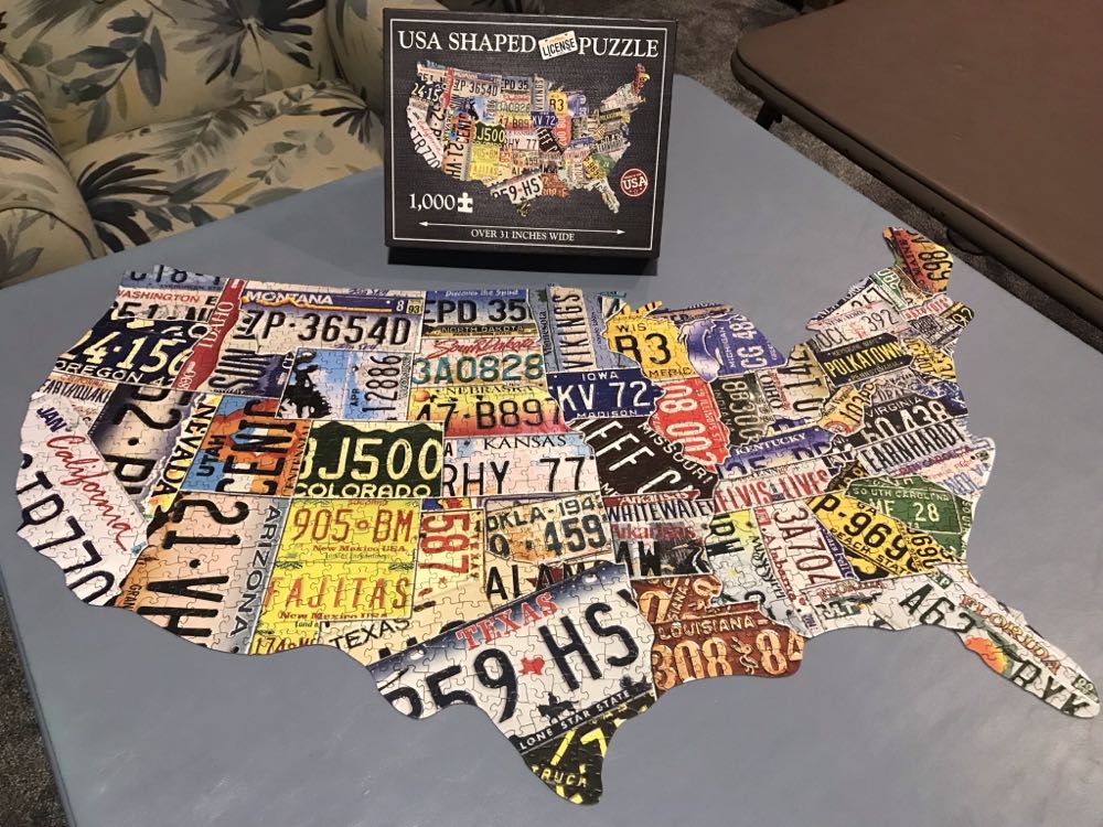 USA Shaped License Plate Puzzle - 147, 8/17/21-TRADED - TDC Games puzzle collectible - Main Image 2