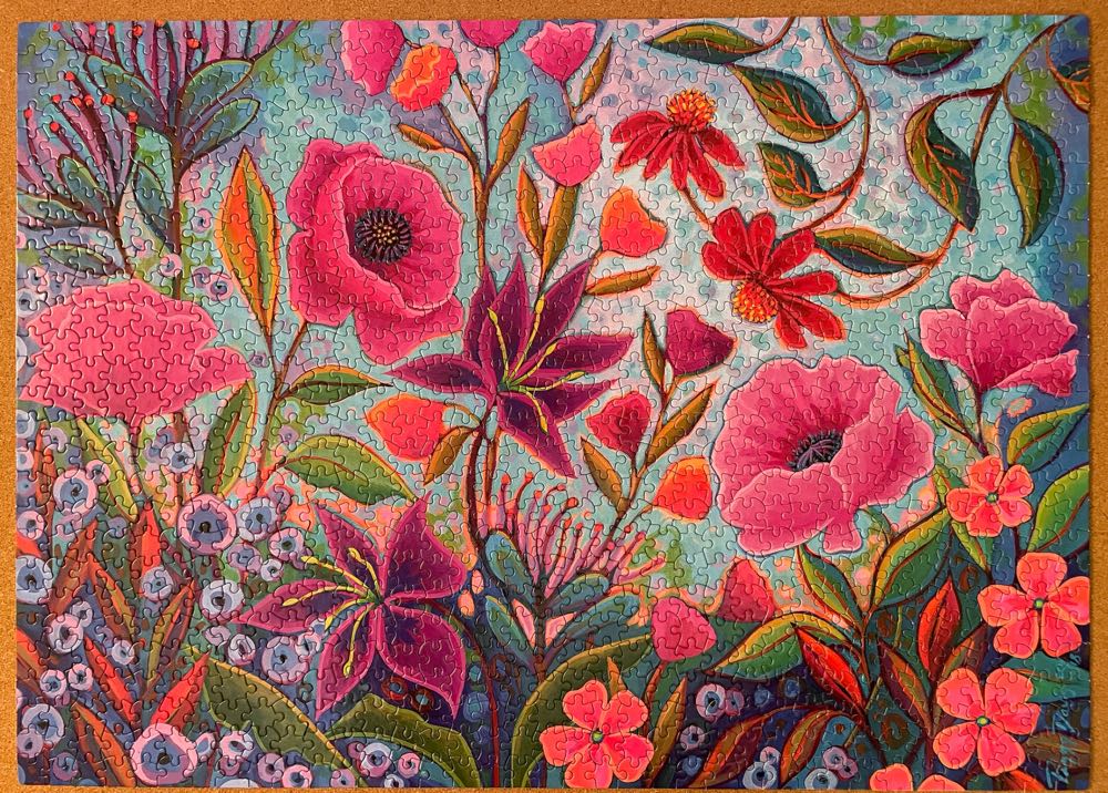 Peggy’s Garden (UV) 🧩 - Ceaco puzzle collectible [Barcode 021081310307] - Main Image 2