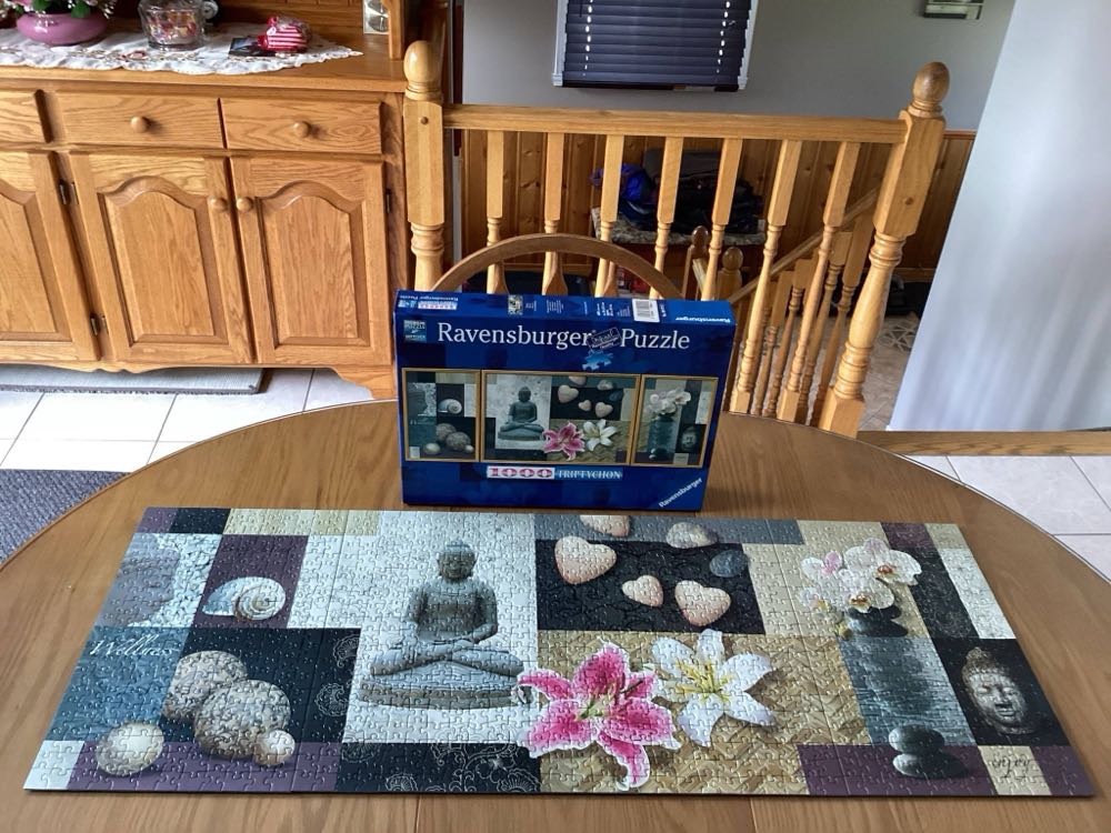 Wellness/ Peace And Harmony Tryptichon - Ravensburger puzzle collectible [Barcode 4005556199921] - Main Image 2