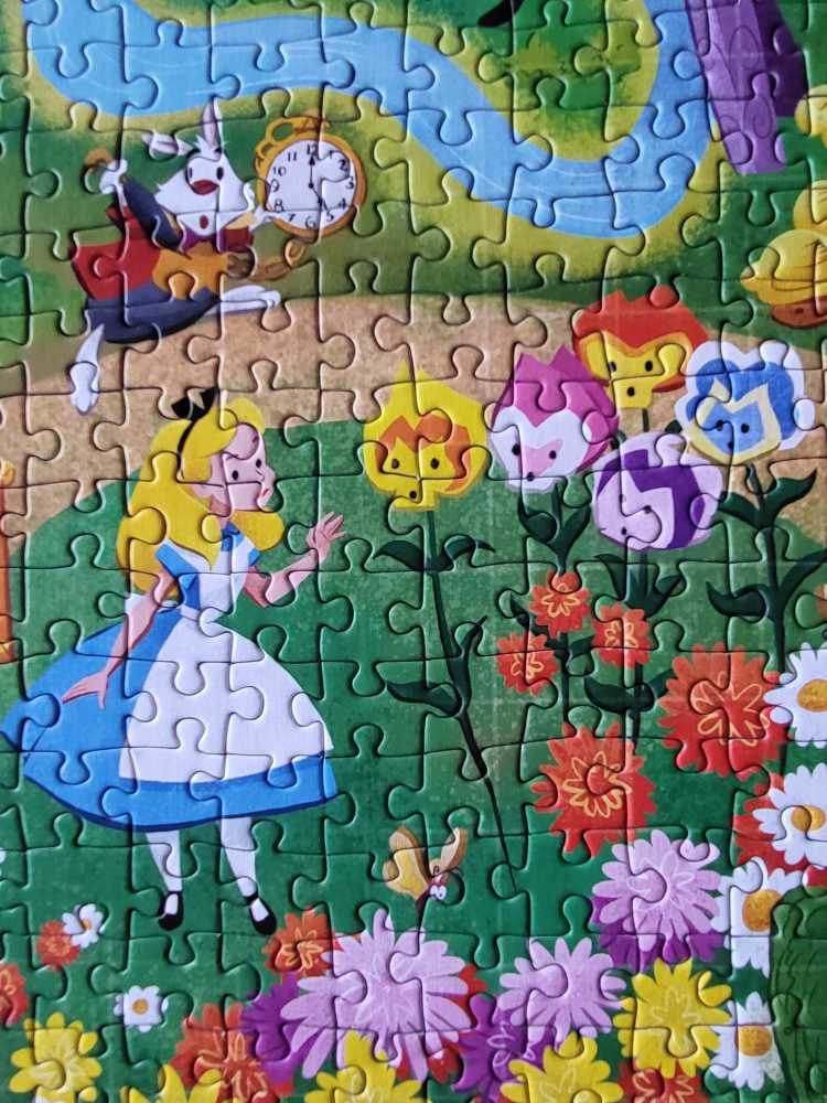 Alice In Wonderland - Clementoni puzzle collectible [Barcode 8005125396672] - Main Image 3