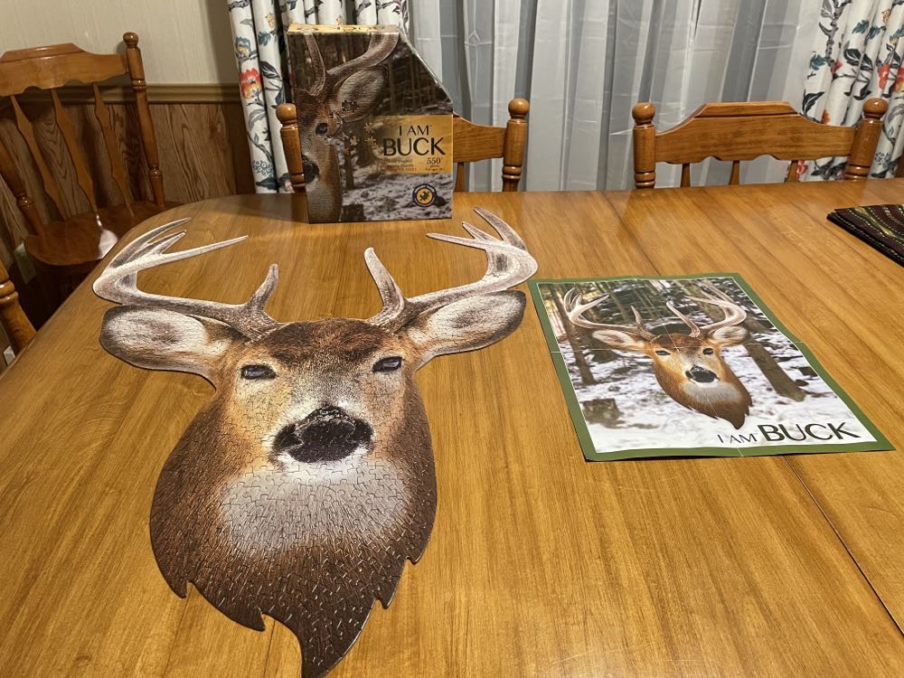 I Am Buck - Madd Capp puzzle collectible [Barcode 040232452130] - Main Image 3