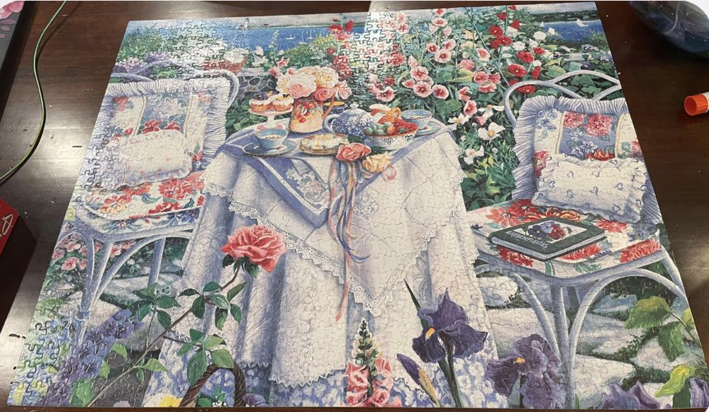 Delightful Afternoon - White Mountain Puzzles puzzle collectible [Barcode 724819248070] - Main Image 2