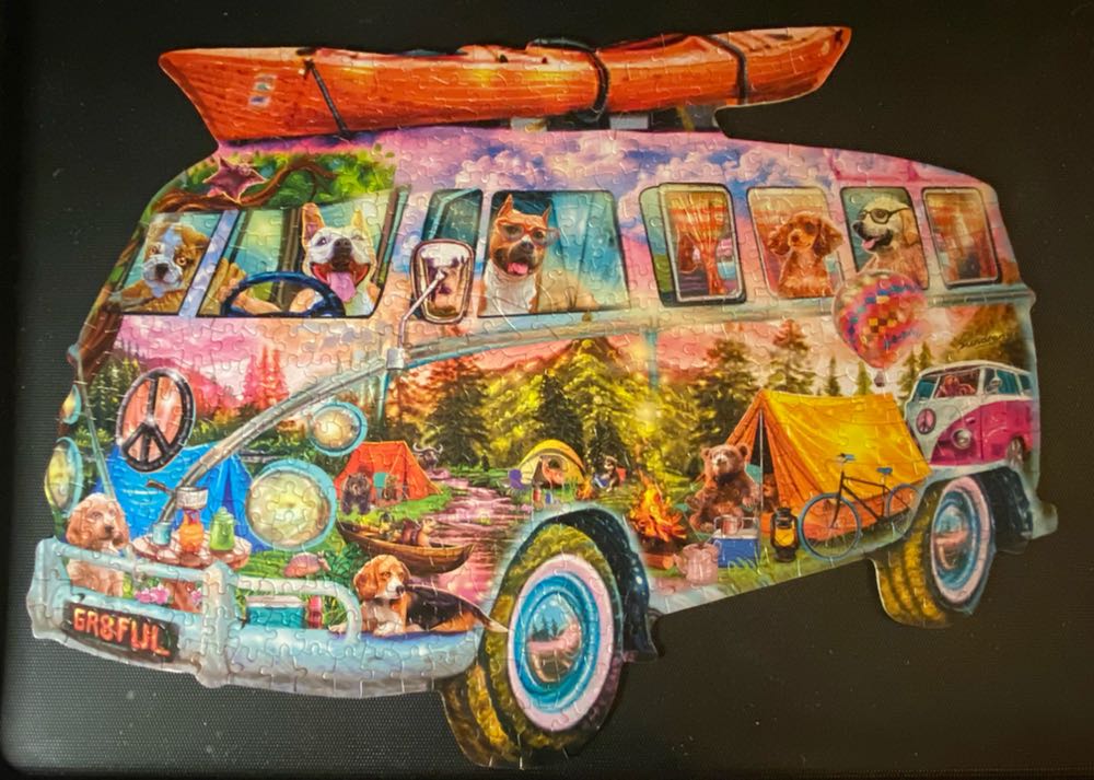 Camping Van - Ceaco puzzle collectible [Barcode 021081241380] - Main Image 2