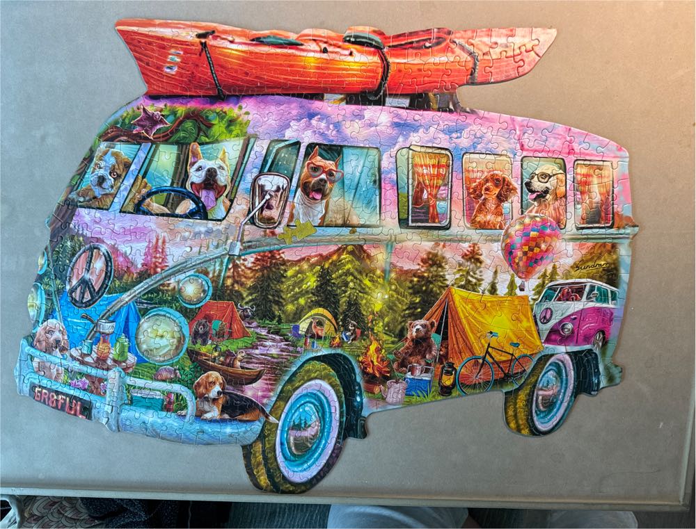 Camping Van - Ceaco puzzle collectible [Barcode 021081241380] - Main Image 4