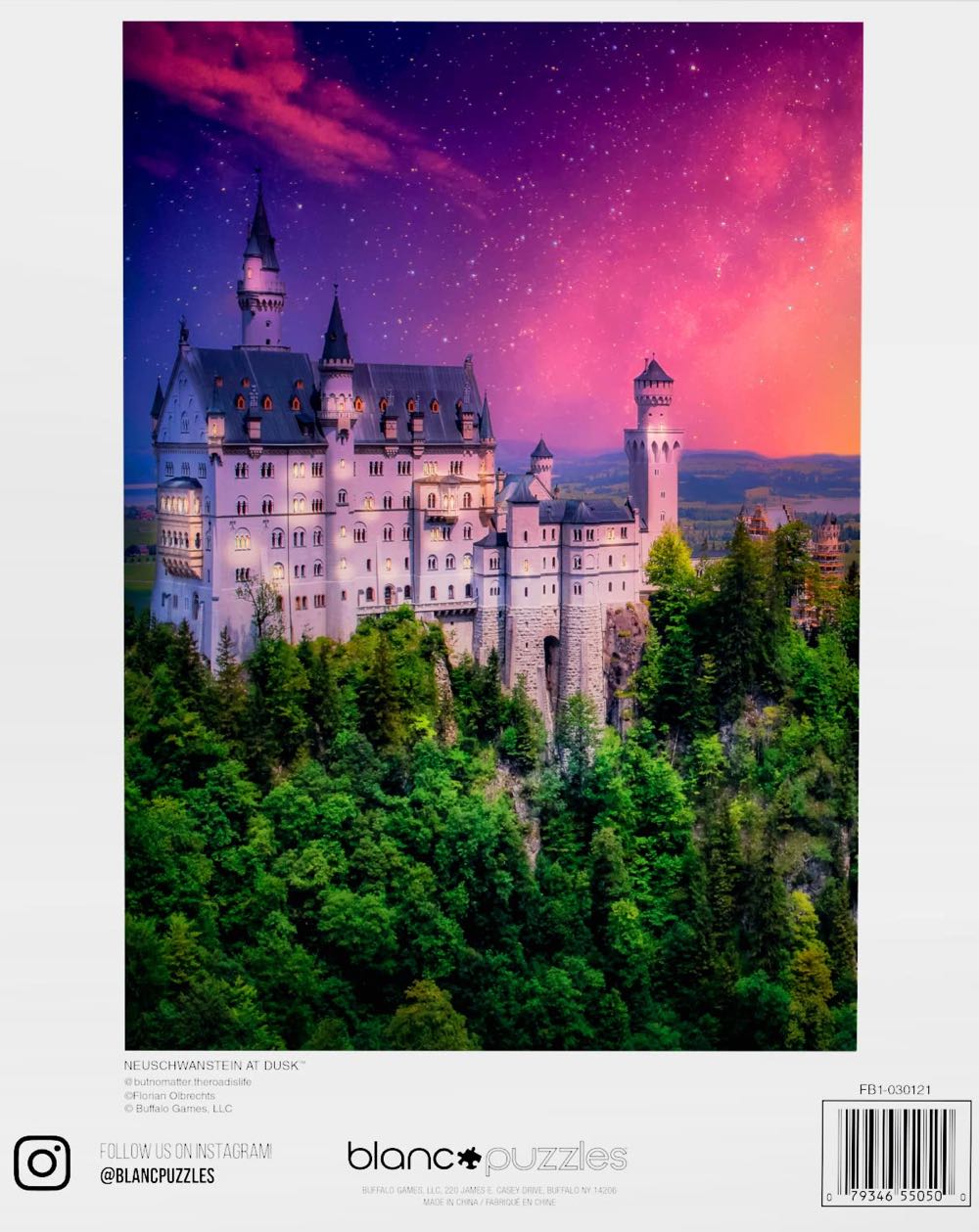 Neuschwanstein at Dusk - Blanc By Buffalo puzzle collectible [Barcode 079346550500] - Main Image 3