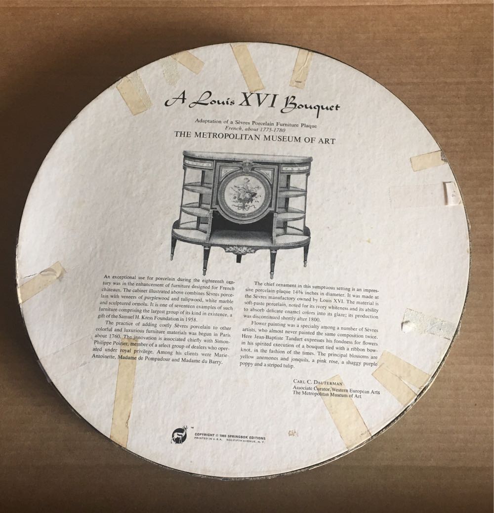 Bouquet of Flowers - Round - Springbok puzzle collectible - Main Image 2