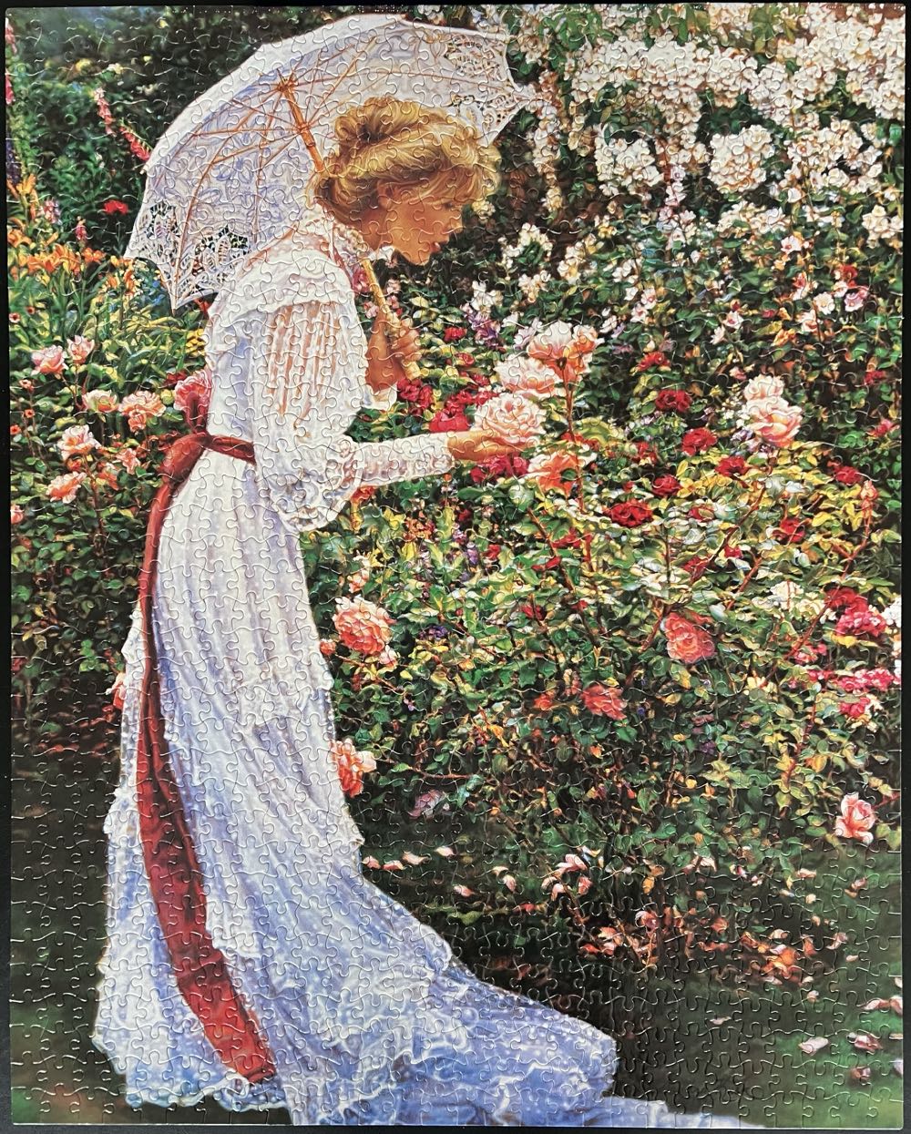 Enchanted Garden - 583, 3/27/24-SOLD - White Mountain puzzle collectible [Barcode 724819248117] - Main Image 2