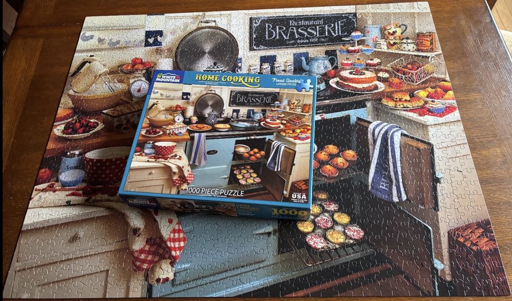 Home Cooking - White Mountain puzzle collectible - Main Image 4