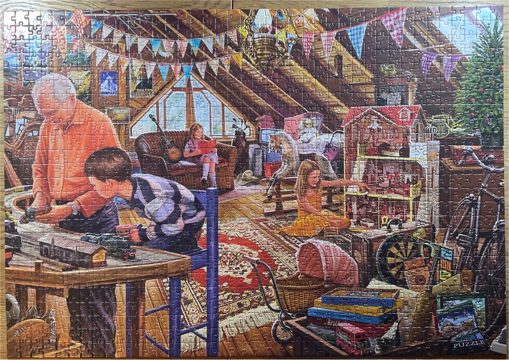 Attic Playtime - Corner Piece puzzle collectible [Barcode 5052089269521] - Main Image 2