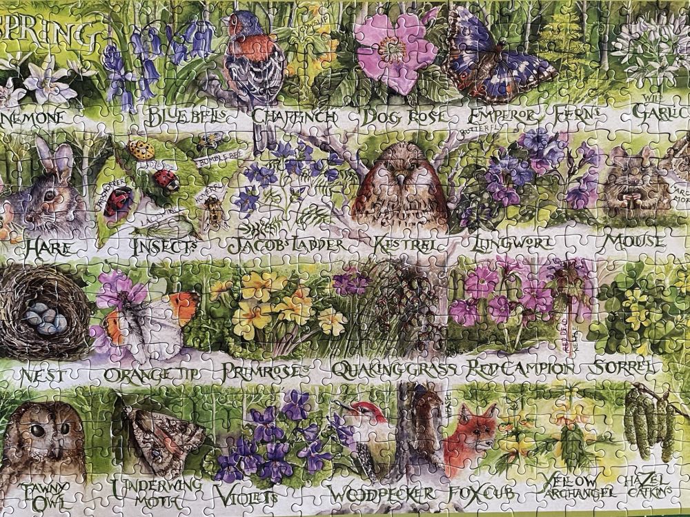 Woodland Seasons - Gibsons puzzle collectible [Barcode 5012269050486] - Main Image 2