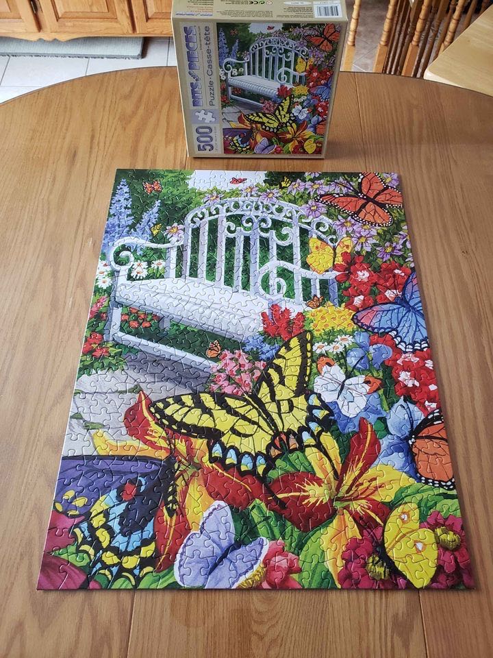 Garden Full Of Butterflies - Bits & Pieces puzzle collectible [Barcode 704812108779] - Main Image 2