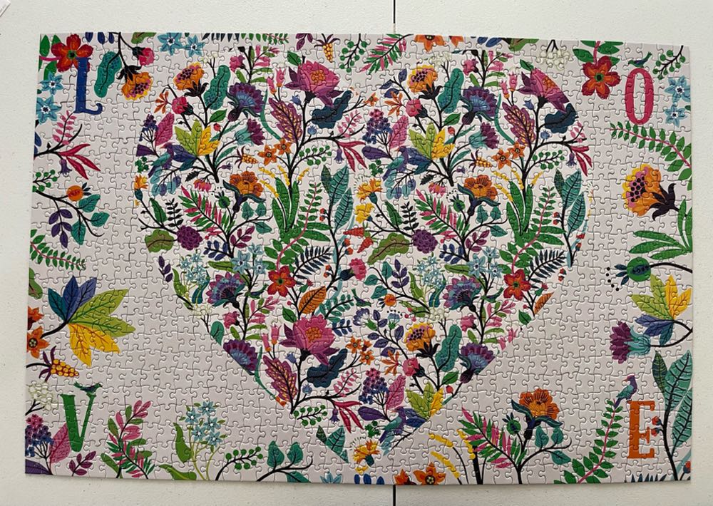 Love  puzzle collectible - Main Image 2