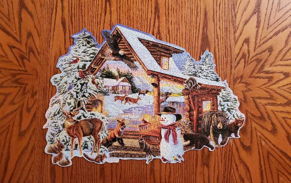 Winter Cabin - Shaped - Bits And Pieces puzzle collectible [Barcode 192949006400] - Main Image 2